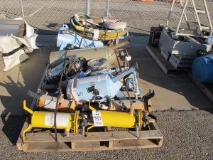 KIP MODEL 2300 COLOR ADVANCED SCANNER (G-49) LOADING & HANDLING FEE $25-