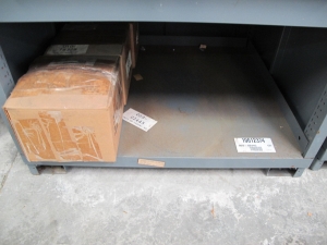 STANLEY VIDMAR CABINET, 5 DRAWER, TO INCLUDE: BALL VALVES, COUPLINGS, FLANGES, RELIEF VALVES, VALVE SPINDLES, PRINTED CIRCUIT BOARDS. LOCATED AT W-44. LOADING AND HANDLING FEE $25-355