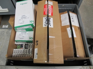 STANLEY VIDMAR CABINET, 5 DRAWER, TO INCLUDE: POPPET VALVES, PIPE REDUCERS, TRANSDUCERS, INPUT AND OUTPUT RELAYS. LOCATED AT W-44. LOADING AND HANDLING FEE $25-356