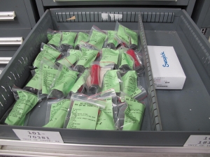 STANLEY VIDMAR CABINET, 5 DRAWER, TO INCLUDE: VALVE ASSEMBLIES, WORM GEAR TEETH, BOLTS, VALVE OPERATORS, FLANGE COUPLINGS, . LOCATED AT W-44. LOADING AND HANDLING FEE $25-360