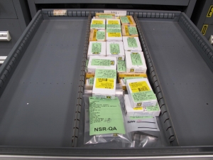 STANLEY VIDMAR CABINET, 5 DRAWER, TO INCLUDE: OVERLOAD RELAY THERMAL UNITS, REDUCER CONDUITS, PRINTED CIRCUIT BOARD. LOCATED AT W-44. LOADING AND HANDLING FEE $25-366