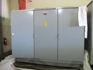 INDUSTRIAL ELECTRIC MANUFACTURING, MOTOR CONTROL CENTER, VOLTS 480, 60 HZ, THREE PHASE, SECTION AMPS 2000, SUPPLY AMPS 4000, R.M.S SYMMETRICAL AMPS 65000, 3 COLUMN WITH (8) SIEMENS VACU-BRAKE SWITCH BREAKERS. 600 AMP, 600 VOLT MAX, THREE POLE, THREE PHASE, (1) SIEMENS VACU-BRAKE SWITCH BREAKER, 400 AMP, 400 MAX VOLTS, THREE POLE, THREE PHASE. LOCATED AT W-50 . LOADING AND HANDLING FEE $200-387