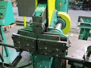 PINES VERTICAL TUBE BENDER, MODEL 5T, BENDING CAPACITY: 1" X .065", 5/8" ROUND BAR, 100 DEGREES MAX. ANGLE, DIGITAL DIAL-A-BEND CONTROL, S/N 34592-10