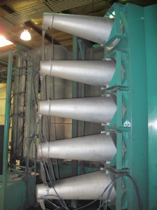 NORDSON, MODEL CK-9000, POWDER COATING BOOTH, CYCLONE TYPE POWDER, 9000 CFM, (8) AUTOMATIC SPRAY GUNS, APPROX. 60î X 72î OPENINGS, APPROX. 22Í INTERIOR BOOTH LENGTH, SINGLE PASS, I- CONTROL SYSTEM, DIAGRAM NO. P97-394A-05, POWER COATING GUNS, ETC-20