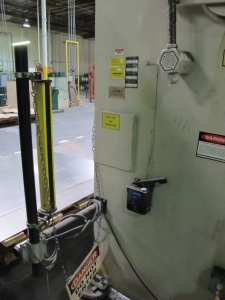 WYSONG HYDRAULIC PRESS BRAKE, MODEL MT18-104, 10' X 60 TON CAPACITY, 6î STROKE, 9î ADJUSTMENT, 15î DIE SPACE, AUTOGAGE G24 BACKGAUGE, DUAL PALM CONTROL ON PEDESTAL STAND, ELECTRIC FOOT PEDAL,  STI MINI SAFE MS4400 SERIES LIGHT SAFETY CURTAINS, S/N MTH60-120-3