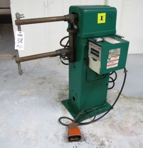 ACME ROBOTRON PRESS TYPE SPOT WELDER, SERIES 30, 25 KVA, 24î ARMS-38