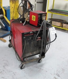 LINCOLN WELDER IDEAL ARC CV-400, LN7 WIRE FEEDER, S/N U1931007957-48