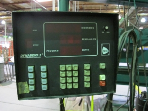 WYSONG PRESS BRAKE, MODEL H-2052, 52" X 20 TON, 2 "STROKE, 3" ADJUSTMENT, 9" DIE SPACE, DYNABEND I PROGRAMMABLE BACK GAGE, DUAL PALM CONROL ON RAM, S/N HP1312106-5