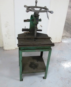 LASSEY MODEL HAND TAPPER-67