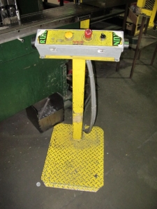 VERSON PRESS BRAKE, 50 TON x 6', SAFE SCAN 9 SAFETY CURTAINS, PEDESTAL CONTROL, DUAL PALM BUTTONS-7