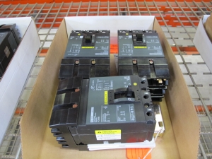 MISC. SQUARE-D AND CUTLER-HAMMER CIRCUIT BREAKERS. LOADING & HANDLING $5-1470