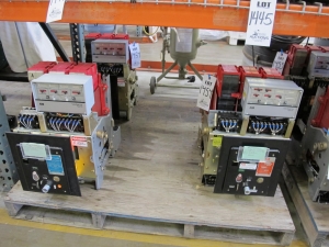 (3) ITE IMPERIAL CIRCUIT BREAKERS, TYPE K600-S, FRAME SIZE 600 AMP, 60 HZ, ABB SOLID STATE TRIP TYPE SS. LOADING & HANDLING $15-1454