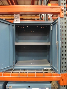 LISTA 1 SHELF LOCKER CABINET. LOADING & HANDLING $5-1736