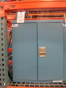 LISTA 1 SHELF LOCKER CABINET. LOADING & HANDLING $5-1739