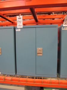 LISTA 2 SHELF LOCKER CABINET. LOADING & HANDLING $5-1741