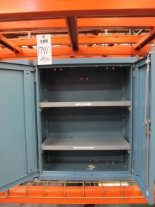 LISTA 2 SHELF LOCKER CABINET. LOADING & HANDLING $5-1741