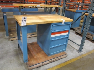 LISTA INDUSTRIAL WORK DESK, BUTCHER BLOCK TABLE TOP SHELF 48"L X 30"W, 4 DRAWER CABINET WITH CONTENTS TO INCLUDE: MISC. TEST CABLES AND WIRE, WIRE BRUSHES. LOADING & HANDLING $15-1673