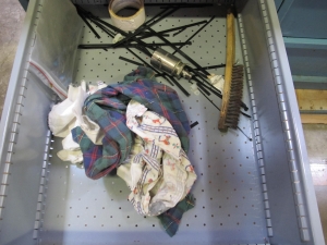 LOT TO INCLUDE: BUTCHER BLOCK TABLE TOP 96"L X 30"W, (2) LISTA 4 DRAWER CABINETS WITH CONTENTS. LOADING & HANDLING $15-1701