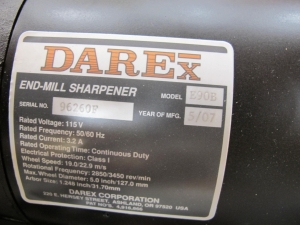 DAREX END-MILL SHARPENER, MODEL E90B, WHEEL SPEED 19/22.9 M/SEC, 115 V, 50/60 HZ, 3.2 A-2065