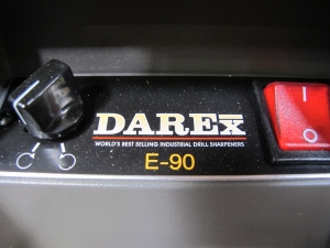 DAREX END-MILL SHARPENER, MODEL E90B, WHEEL SPEED 19/22.9 M/SEC, 115 V, 50/60 HZ, 3.2 A-2065