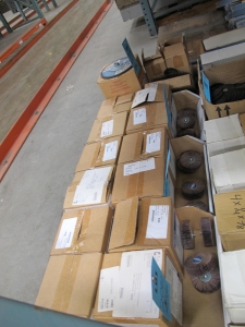 LOT TO INCLUDE MERIT AND FLEXOVIT: (120~) FLAPPER WHEELS 3" X 1", WIRE BRUSHES, FLEXOVIT DEPRESSED CENTER GRINDING WHEELS 4" X 1/4" X 3/8"-2091