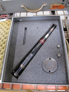 LOT TO INCLUDE: (2) EFCO PORTABLE GATE VALVE GRINDING/LAPPING MACHINE, MODEL SL-2, MACHINE INCLUDES: MACHINE ARM WITH DRIVE MOTOR, ROCKER WITH SEATING FOR MACHINE ARM, BASEPLATE FOR MOUNTING ON VALVE HOUSINGS, CLAMPING COLLARS, GRINDING AND LAPPING TOOLS, FASTENING SCREW CLAMPS, AND INSTRUCTION BOOKLET IN PORTABLE CASE, (2) ASSORTED ABRASIVE DISCS, VARIED SIZES, IN PORTABLE CASE, (5) EFCO TOOLING IN PORTABLE TOOLING-2095