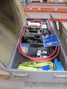 LOT TO INCLUDE: (2) EFCO PORTABLE GATE VALVE GRINDING/LAPPING MACHINE, MODEL SL-2, MACHINE INCLUDES: MACHINE ARM WITH DRIVE MOTOR, ROCKER WITH SEATING FOR MACHINE ARM, BASEPLATE FOR MOUNTING ON VALVE HOUSINGS, CLAMPING COLLARS, GRINDING AND LAPPING TOOLS, FASTENING SCREW CLAMPS, AND INSTRUCTION BOOKLET IN PORTABLE CASE, (2) ASSORTED ABRASIVE DISCS, VARIED SIZES, IN PORTABLE CASE, (5) EFCO TOOLING IN PORTABLE TOOLING-2095