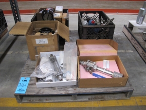 LOT TO INCLUDE: (1) HONEYWELL 1-1/4" VALVE FITTING, 1000WOG, (1) ITT BARTON DIFFERENTIAL PRESSURE UNIT, SAFE WORKING PRESSURE 2500 PSI, SS BELLOWS, MISC. ASHCROFT AND MAGNEHELIC PRESSURE GAUGES, MISC. KEROTEST VALVES, MISC. FLOW GAUGES-2161