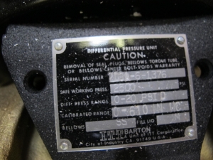 LOT TO INCLUDE: (1) HONEYWELL 1-1/4" VALVE FITTING, 1000WOG, (1) ITT BARTON DIFFERENTIAL PRESSURE UNIT, SAFE WORKING PRESSURE 2500 PSI, SS BELLOWS, MISC. ASHCROFT AND MAGNEHELIC PRESSURE GAUGES, MISC. KEROTEST VALVES, MISC. FLOW GAUGES-2161