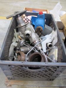 LOT TO INCLUDE: (1) HONEYWELL 1-1/4" VALVE FITTING, 1000WOG, (1) ITT BARTON DIFFERENTIAL PRESSURE UNIT, SAFE WORKING PRESSURE 2500 PSI, SS BELLOWS, MISC. ASHCROFT AND MAGNEHELIC PRESSURE GAUGES, MISC. KEROTEST VALVES, MISC. FLOW GAUGES-2161