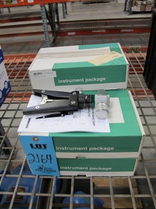 (5) NEW IN BOX! RALSTON INSTRUMENTS HYDRAULIC HAND PUMPS, MODEL NUMBER HP0V-0000, 3000 PSI, FINE ADJUST, 2 QT OUTLETS-2163