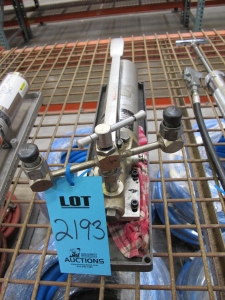 AMETEK OIL TWIN SEAL PRESSURE PUMP, MODEL R-2-2193