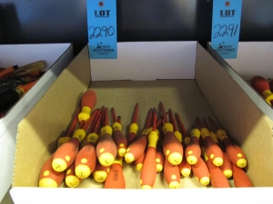 MISC. HOIHA INSULATED SCREWDRIVERS, VARIED SIZES-2290