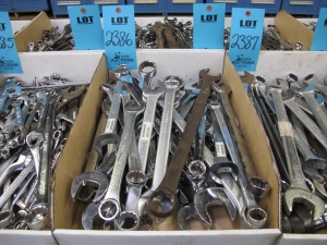 LOT TO INCLUDE WILLIAMS, PROTO, AND ARMSTRONG: MISC. COMBO WRENCHES-2386
