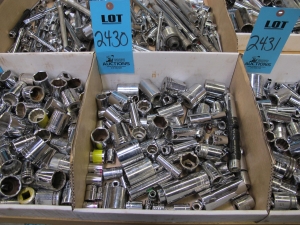 LOT TO INCLUDE WILLIAMS, PROTO, AND ARMSTRONG: 6 AND 12 POINT SOCKETS, VARYING SIZES-2430