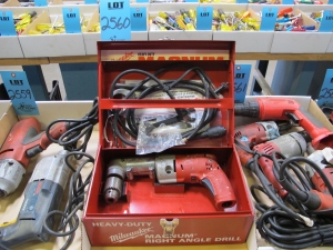 MILWAUKEE "MAGNUM HOLESHOOTER" RIGHT ANGLE DRILL WITH CHUCK ADAPTER, CATALOG NUMBER 0234-T-2560
