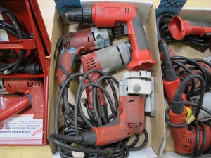 (4) MILWAUKEE ELECTRIC DRILLS-2561