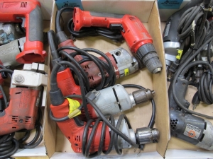 (4) MILWAUKEE ELECTRIC DRILLS-2562