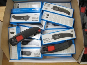 MORTOR MAXISAFE BOX CUTTERS, MODEL NUMBER 101-806, NEW IN BOX-2565