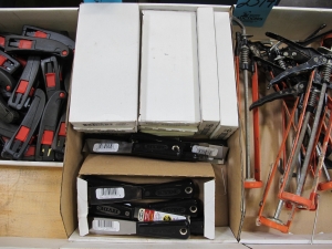 MISC. HYDE UTILITY KNIVES, 1 1/4", NEW IN BOX-2571