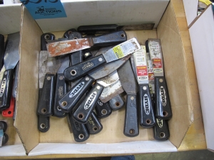 MISC. PUTTY KNIVES-2573