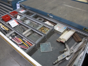 LISTA 7-DRAWER TOOL CABINET W/ CONTENTS (T-10) LOADING & HANDLING FEE $50-182