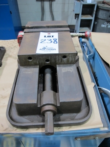KURT MODEL D80 8" MACHINE VISE S/N 3109 (T-10) LOADING & HANDLING FEE $25-238