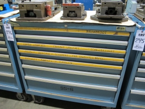 LISTA 7-DRAWER TOOL CABINET W/ CONTENTS (T-10) LOADING & HANDLING FEE $50-246