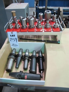 LOT 40 TAPER TOOL HOLDERS (T-10) LOADING & HANDLING FEE $10-259