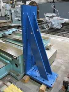 TOS W100A TABLE TYPE HORIZONTAL BORING MILL, 3.93" SPINDLE, ISO 50 TAPER, MAX DIAMETER FACE TURNING: 35.43", TRAVELS: X- 63", Y-44", Z-49", 49" X 49" ROTARY TABLE, 6,600 LB CAPACITY TABLE, TAIL STOCK, FACING HEAD, NUMBER OF SPEEDS 23, 1120 RPM, 4 AXIS DRO, 15 HP, S/N 26-28 (T-10) LOADING & HANDLING FEE $1,500-279