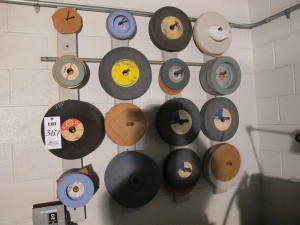 LOT ASST'D GRINDING WHEELS (T-10) LOADING & HANDLING FEE $50-307