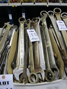 LOT ASST'D WRENCHES (T-10) LOADING & HANDLING FEE $10-33