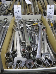 LOT ASST'D WRENCHES (T-10) LOADING & HANDLING FEE $10-34