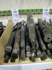 LOT ASST'D DRILL BITS (T-10) LOADING & HANDLING FEE $10-399